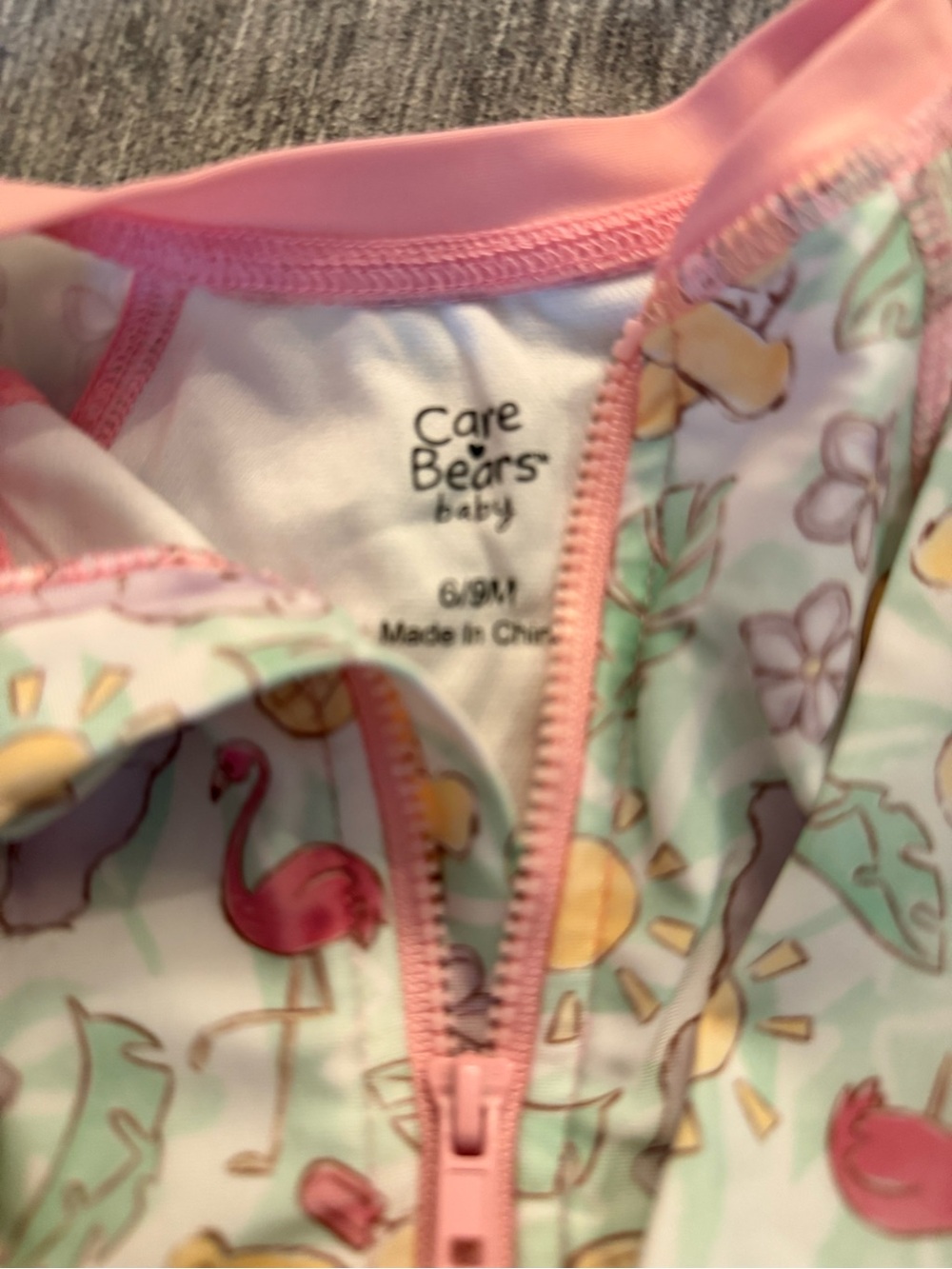 Bundle Swimsuit - Picture 2 of 6